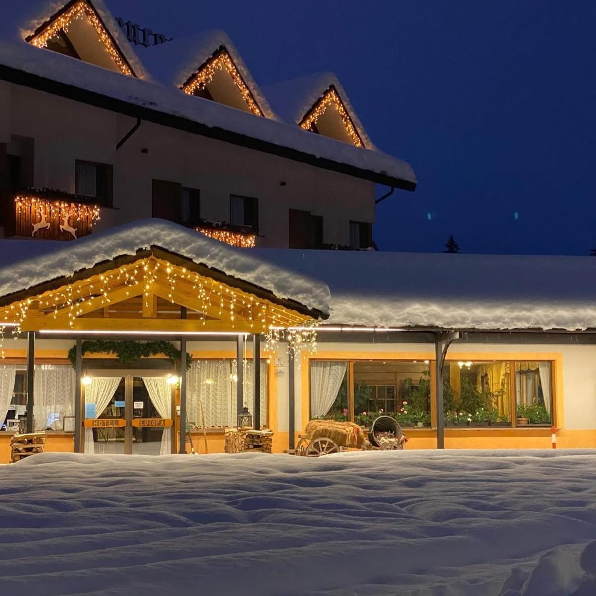 Hotel Europa San Martino Di Castrozza Exterior photo